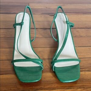 H by Halston Croc Embossed Green Slingback Sandals Strappy Minimalist Design 11
